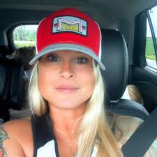 Hey, what are some events happening tonight after 9pm??