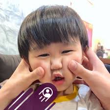 Cực hiếm: Khoảnh khắc núi Bà Đen (Tây Ninh) được nhìn thấy từ trung tâm  TP.HCM vào buổi chiều trời trong veo, có máy bay lướt ngang 🥹👇