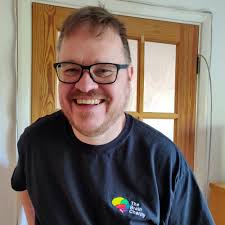 Dad paralysed during Parkrun and given 30% chance of survival learns to  walk again