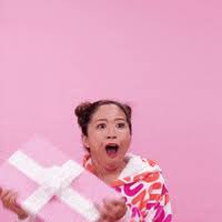 Then give our free gif compressor a try. Presents Gifs Get The Best Gif On Giphy