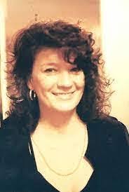 Loretta Carbone's Instagram, Twitter & Facebook