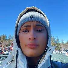 Jesse Villa's Instagram, Twitter & Facebook