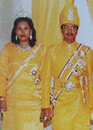 Pertabalan dytm raja muda selangor tengku amir shah. Selangor Sultan Birthday 2017 Surat Mia