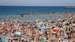 Jun 28, 2021 · românii sunt terorizați de hoți în special în sezonul estival. Litoralul Pentru ToÅ£i Incepe Pe 21 Mai Ce Tarife Au Hotelierii