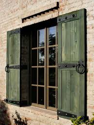 Fensterladen Aus Holz Schutz Und Stil House Shutters Window Shutters Exterior Shutters Exterior