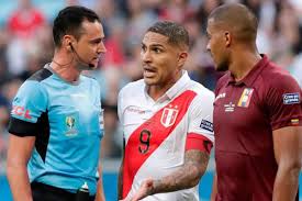 Статистика эстебан остохич по красным и желтым карточкам. Peru Vs Chile Un Debutante Y Un Viejo Conocido Los Arbitros Para Los Partidos De Noviembre En Eliminatorias Qatar 2022 Esteban Ostojich Wilmar Roldan Julio Bascunan Deporte Total El Comercio Peru