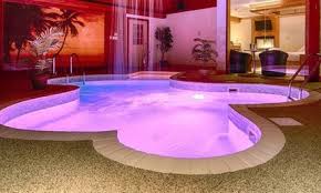 1 Night Stay For Two With Romance Package At Sybaris Pool Suites In Northbrook Il Romantic Spa Pool Chicago Attractions