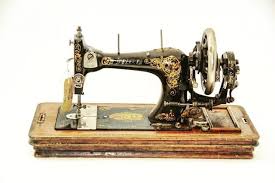 Domestic sewing machines are primarily used for domestic needs and thus named. This Selecta Is A Domestic Sewing Machine Manufactured By Gritzner At Their Factory In Germany Between 1910 And 1 Sewing Machine Vintage Sewing Machines Sewing