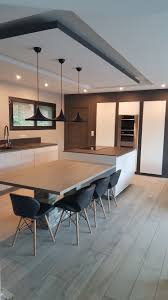 Cuisine Ilot Central Interieur Maison Contemporaine Deco Salle A Manger Deco Maison