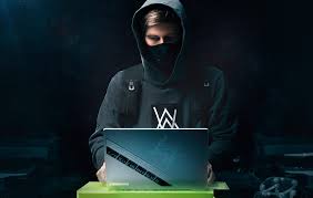 If i ever have another computer issue in the future i will be going back to alan. Alan Walker Just Finished Unboxing My Own Customized Rogalanwalker Computer Beyond Excited To Announce That I M Partnering With Asus Republic Of Gamers As The Global Ambassador We Are And Will Be
