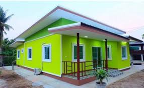 Membuat berbagai kombinasi dengan warna cat dasar memang sangat penting untuk mennghasilkan paduan warna yang sesuai dengan selera pemilik rumah. Gambar Rumah Cat Hijau