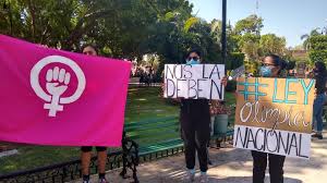 Se trata de un conjunto de reformas legislativas que reconocen la violencia digital y la sanción de delitos que violen la intimidad sexual de las personas a través de medios digitales. Mujeres Se Unen Para Exigir La Aprobacion De La Ley Olimpia En La Camara De Diputados Yucatan Ahora