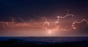 Lyn og tordenvær er også observert og pågår flere steder i området fra agder og omtrent til oslo. Bildevisning Lyn Og Torden