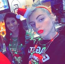 Heather and Skye are waiting for you to come fill their stocking 🎅🏽🎁  Grab ya ugly sweater and come
