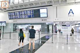 本港疫情持續緩和，衞生署公布，今日（26 日）沒有錄得新增確診個案，另有少於 5 宗初步確診。 署方亦確認，過去 14 天的累計個案為 27 宗，全部均為輸入個案。 Btlxhjpmv5nvom