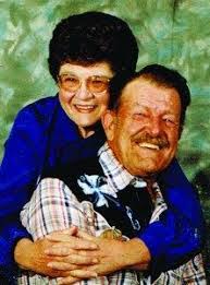 Diana Pugh's Instagram, Twitter & Facebook