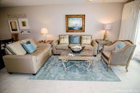 House Stalking A Beach Condo Before And After Condo Interior Design Beach Condo Decor Condo Decorating