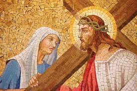 Resultado de imagem para jesus carregado a cruz