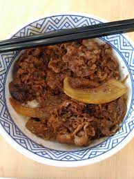 Beef bowl ini aku bikin japanese beef, daging yang tipis gt ditumis pake kecap asin. Beef Yakiniku Yoshinoya Ide Makanan Makanan Dan Minuman Resep Masakan Jepang