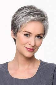 Das haar ist immer noch lang genug, um. 20 Beeindruckende Graue Frisuren Fur Frauen Frisuren Trends Graue Frisuren Kurzhaarschnitte Kurzhaarfrisuren