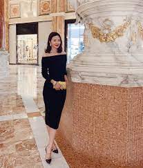 上次來vegas聽celine dion還是在唸書的時候 15年後再來同地方 除了更有感覺 感動到鼻酸泛淚外 也超佩服她的敬業和活力 當初ㄧ知道她六月就不再續簽給caesars palace 立馬決定要再來一次 真的很值得 i love you celine jennifer neverland