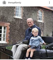 Born 21 april 1926) is queen of the united kingdom and 15 other commonwealth realms. CaÈi NepoÈi Èi StrÄnepoÈi Are Regina Elisabeta A Ii A A Marii Britanii Imagini De ArhivÄ Cu Familia RegalÄ Paranteze