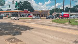 You can see how to get to acadiana auto care on our website. Many Car Accidents In Lafayette Louisiana Due To Distracted Driving