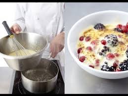 Technique De Cuisine Realiser Un Sabayon A Chaud Youtube