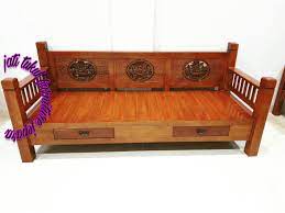 Hal tersebut dibuktikan dengan adanya sandaran tambahan. Bangku Kayu Jati Minimalis Jati Tukul Furniture Minimalis Ukir