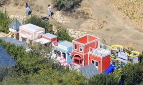 A tiktok user known as kristina makes content stitched a video from @andpacker. Kim Kardashian Builds Lil Hidden Hills In Her Backyard For The Kids Kidspot