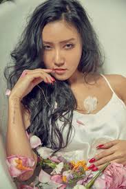 Agensinya, rbw entertainment, mengonfirmasi kabar ini. This Is So Stupid Mamamoo S Hwasa Is Latina Now Asian Junkie
