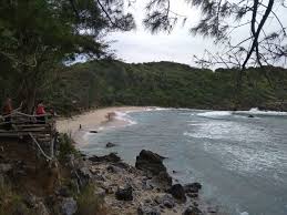 Pantai momong lampuuk bisa dijadikan alternatif kedua bagi yang berkunjung ke aceh tapi tidak kesampaian ke sabang. Pantai Momong Lampuuk Pantai Momong Lampuuk Tempat Tersembunyi Yang Mulai Di Ketahui Steemit Anda Ingin Berlibur Ke Pantai Lampuuk Dinorah Watkins