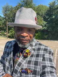 People always approach me when I wear this hat out. They love it and so do  I!