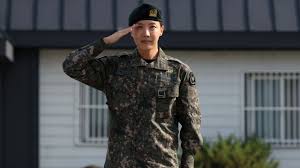 J-Hope do BTS REVELA: Qual Girlgroup K-Pop Dominou Sua Playlist Militar? - Imagen principal del artículo
