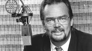 Robert Blondin's Instagram, Twitter & Facebook