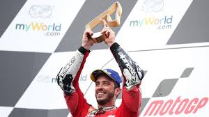 Marquez memimpin klasemen akhir motogp 2019 dengan 420 poin, diikuti andrea dovizioso di posisi dua klasemen akhir motogp 2019 dengan 269 poin. Klasemen Motogp 2019 Marquez Tak Tergeser Rossi Naik Satu Level Sport Tempo Co