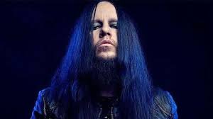 Gray also attempted to recruit him for another band, body pit, but he declined the invitation to remain in the rejects. N86pvnye8u Eim