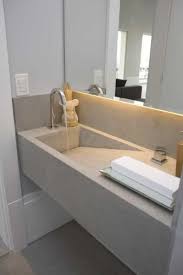 Lavabos Veja Projetos Charmosos Para Esses Pequenos Espacos Banheiros Modernos Pia Lavabo Decoracao Banheiro
