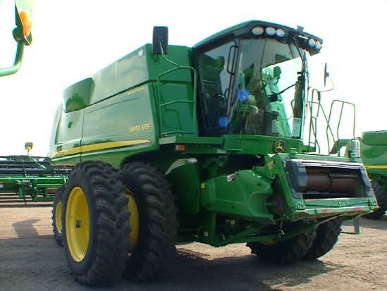 John Deere 9670 STS Combine