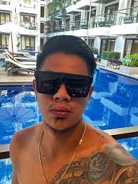 Justin Renz's Instagram, Twitter & Facebook