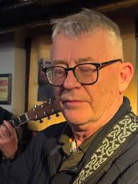 Some late changes to tonight's lineup didn't knock us off our stride and it  was another superb session which kept the audience enthralled to the last  beat. Our thanks to Bri Carr,