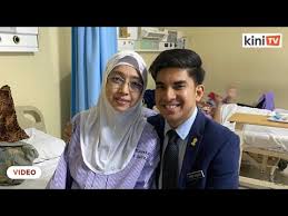 Born 6 december 1992) is a malaysian politician who served as the minister of youth and sports in the pakatan harapan (ph) administration under former prime minister mahathir mohamad from july 2018 to the collapse of. Syed Saddiq Mohon Doakan Ibu Jalani Pembedahan Kanser Youtube