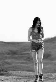 home of look luxury style and fashion trend coverage looks magazine home of look style fashion trends range from super bright colours to a new wave of sh kristen stewart