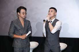 Anh là quán quân của the remix (hòa âm ánh sáng) mùa thứ 2 (2016) và là huấn luyện viên của các cuộc thi giọng hát việt nhí mùa 4 (2016). Noo PhÆ°á»›c Thá»‹nh Toi Qua Má»‡t Má»i Vá»›i Chuyá»‡n Kiá»‡n Tá»¥ng Máº¥t Tai Sáº£n Vietnamnet