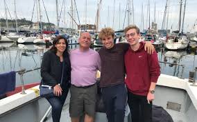 1 reply 0 retweets 10 likes. Traversee De La Manche Le Plus Jeune Fils D Anne Hidalgo Etablit Un Record Le Parisien