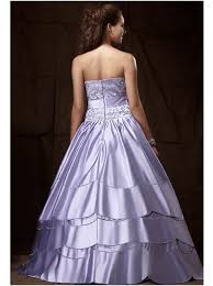 Für dein hochzeitskleid beraten wir dich gern persönlich in unserem brautsalon, um eine emotionale bindung zu deinem hochzeitskleid aufbauen zu können. Exklusive Bestickte Ballkleider Flieder Satin Lang Mit Gurtel