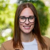 Lyndsy MacArthur Email & Phone Number