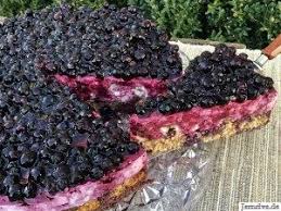 Heidelbeer Hanuta Torte Aus Meinem Kuchen Und Tortenblog Heidelbeertorte Torten Blaubeer Kuchen