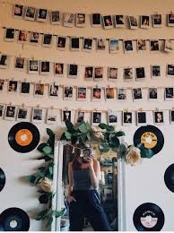 You can search for photos on sites like pinterest and tumblr, where see more ideas about aesthetic room decor, aesthetic bedroom, photo wall decor. Polaroidwall Recordwall And Aesthetic Room Image 6991830 On Favim Com