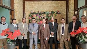 تأسست جامعة الشارقة في عام 1997 واضعةً نصب عينيها الوصول إلى مصاف الجامعات المرموقة عالمياً بجودة ما تقدمه من برامج تعليمية وبحثية تتصف بالشمولية وتعددية التخصصات. Ucvb 3geflygcm